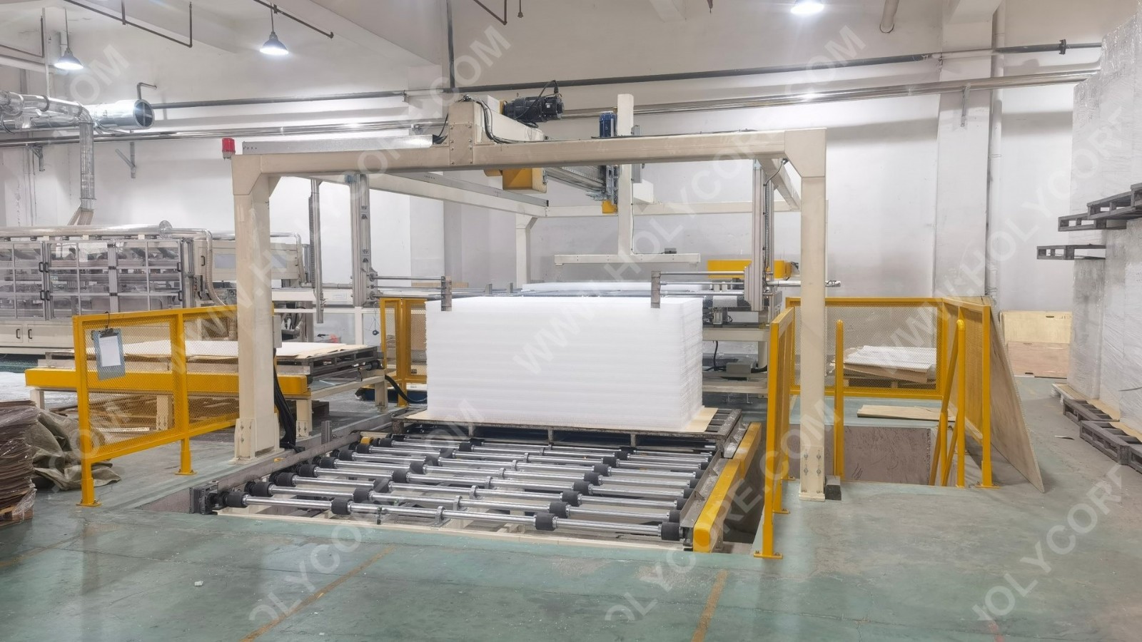 furniture-panel-producing-line01.jpg